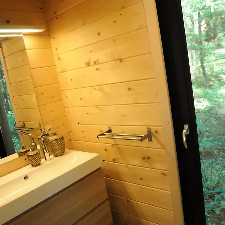 Modern Chalet For 4 People Ideally Located In The Woods