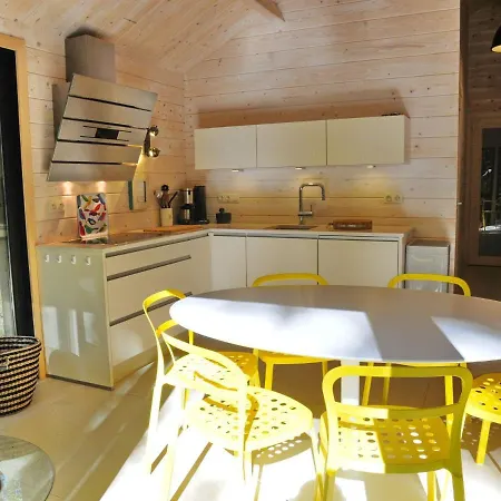 Modern Chalet For 4 People Ideally Located In The Woods Dom wakacyjny