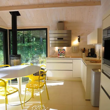 Modern Chalet For 4 People Ideally Located In The Woods *